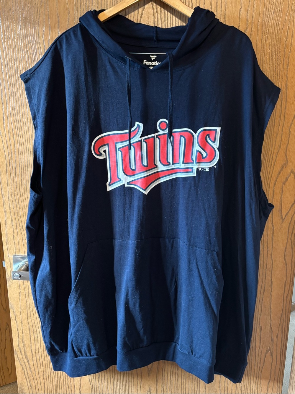 Fanatics Navy Sleeveless Minnesota Twins Hoodie with Red Logo